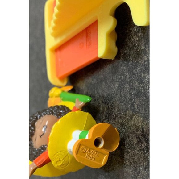 VTG Strawberry Shortcake ORANGE BLOSSOM & Marmalade Painting a Picture - Picture 8 of 9